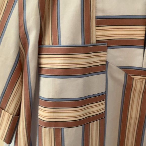 Tory Burch striped shirt with short sleeves and button detail. - Picture 4 of 7